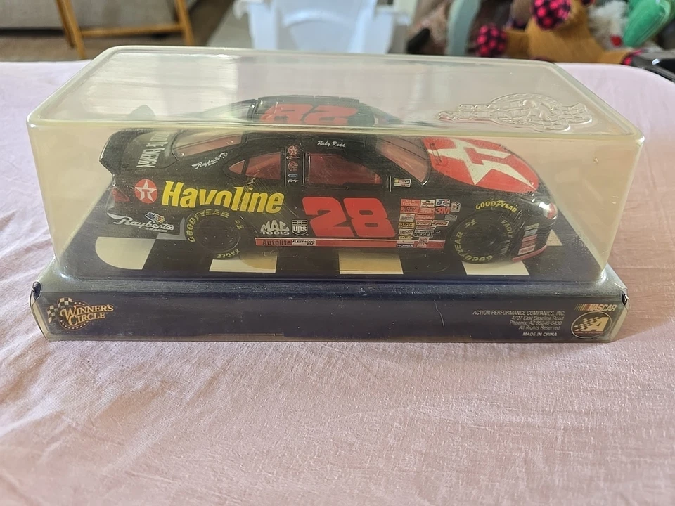 Coche de carreras Winners Circle Ricky Rudd #28 Texaco 2001 escala 1:24 en paquete Foto 3 de 4