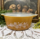 Pyrex Butterfly Gold 2.5 Liter 475-B Casserole Dish With Lid Vintage
