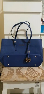 Mk handbags melbourne Clearance