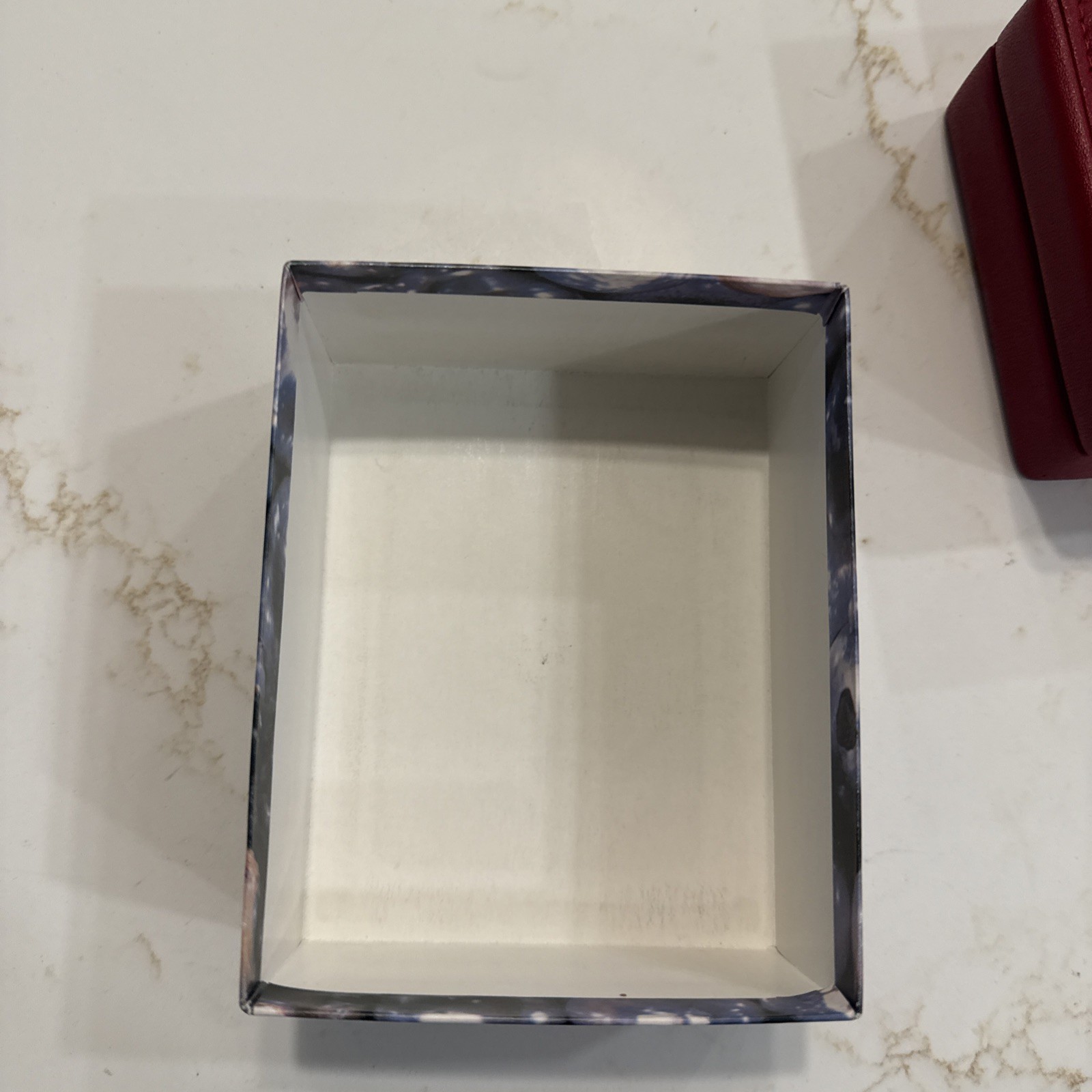 Foto 16 di 24