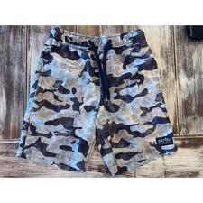 Boy  s Salt Life SLX-QD Vapor Strength Blue Camo Board Shorts Size XS