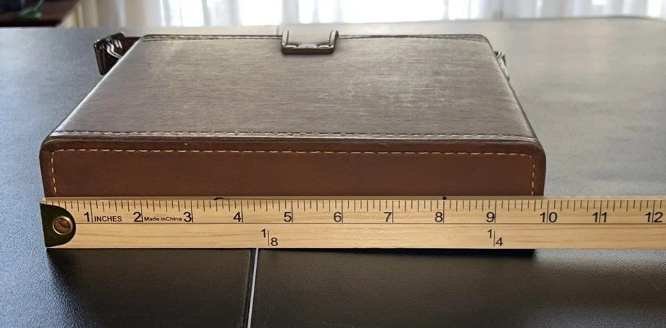 Bolso de Transporte Polaroid SX-70 Land Camera Vintage Cuero Duro con Correa Usado en Excelente Condición Foto 4 de 4