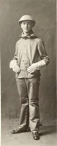 ORIGINAL!  BEEKEEPER IN UNIFORM w/o BEE VEIL OCCUPATIONAL PHOTO LESUEUR, MN 1897