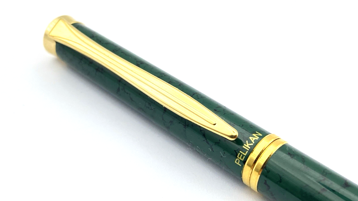 筆記具 Pelikan NewClassic P381 vintara green s-l400.jpg