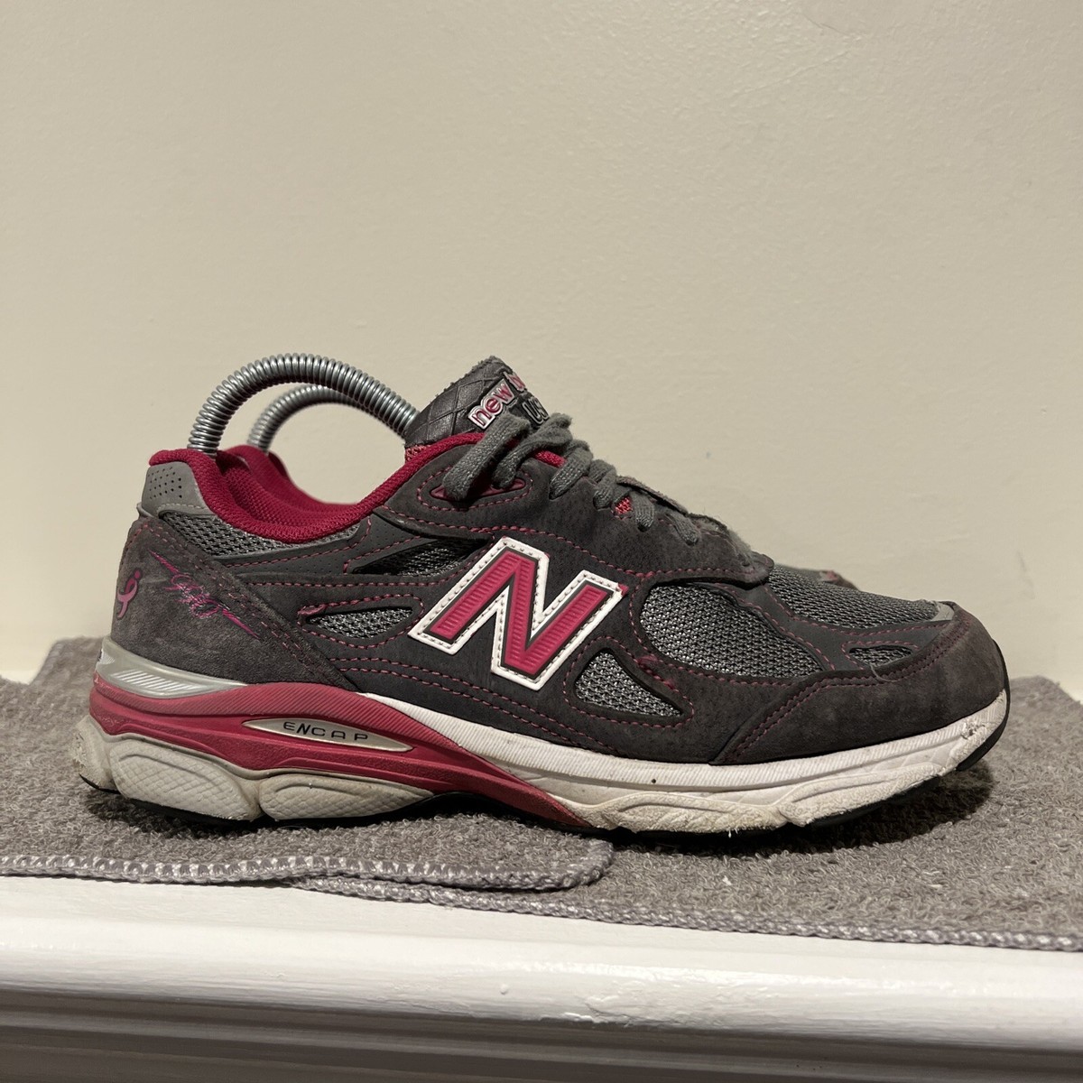 New Balance Womens 990v4 Susan Komen Pink Ribbon Size Grey Breast Cancer  Shoes