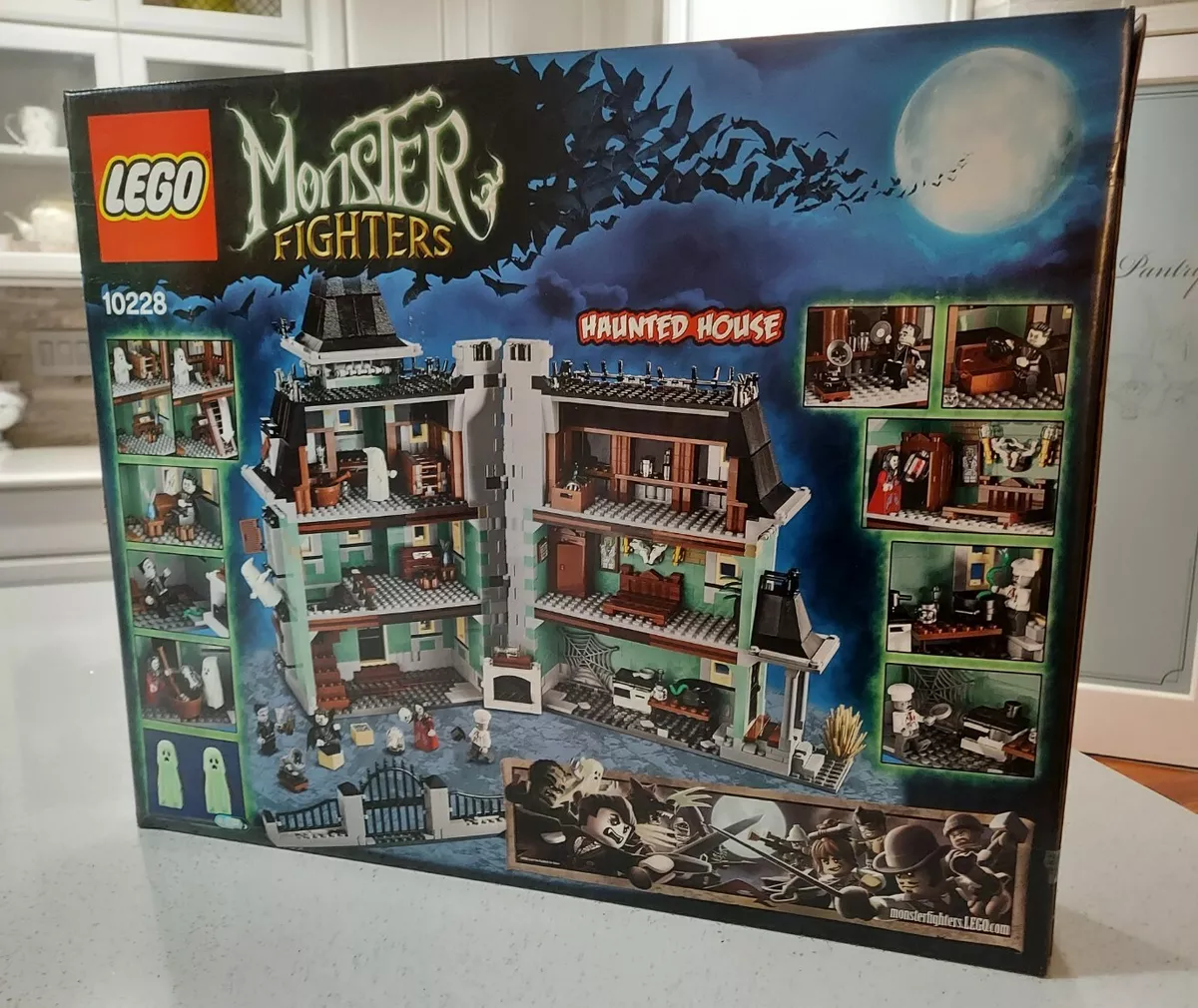 Stort univers Se tilbage Der er en tendens LEGO Monster Fighters HAUNTED HOUSE 10228 Halloween mansion addams family  ghost | eBay