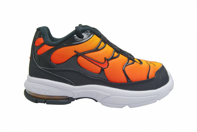 infant nike velcro trainers