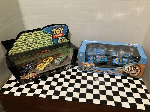 Lot Of 2 Vtg Hot Wheels Racing ‘99/2000 Store Exclusive Sets Of 2 Sealed