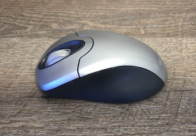 Micorsoft Wireless Optical Mouse 2.0 Model 1008 Bluetooth Tested Working