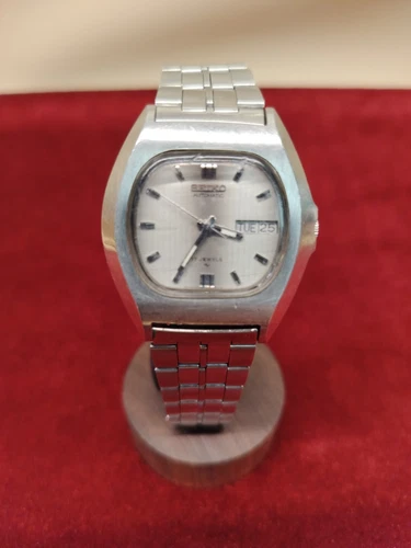 Men's Seiko 7009-5019 Stainless Automatic 17J Day/Date Vintage Watch Running