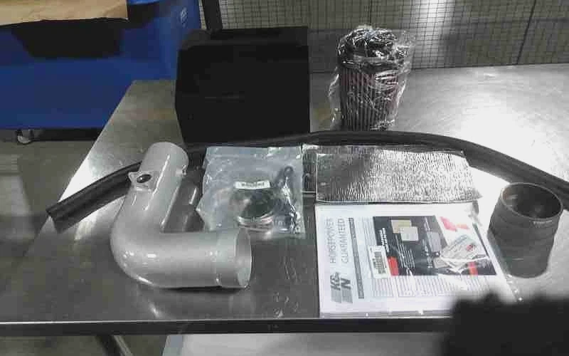 Kit de admisión de aire frío K&N Typhoon para Subaru BRZ 2013-20 / Toyota 86 / Scion FR-S Foto 2 de 4