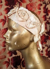 FLAPPER 1920’S SILK BANDEAU HAT W FLORALS + PEARLS