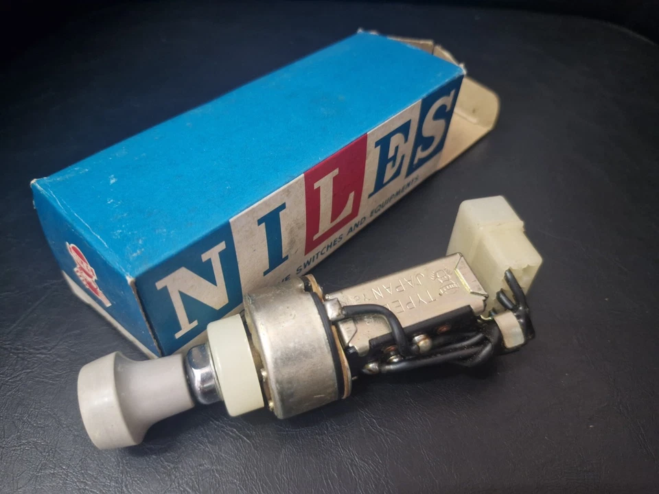 Interruptor de luz de cabeza de control DATSUN 1300 1500 1600 NILES NOS LS92 H Nos JP Foto 2 de 4