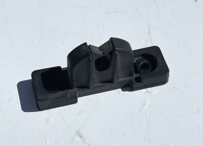 Genuine 2018-2023 FreightLiner Cascadia Interior Compartment Latch L0263647A OEM