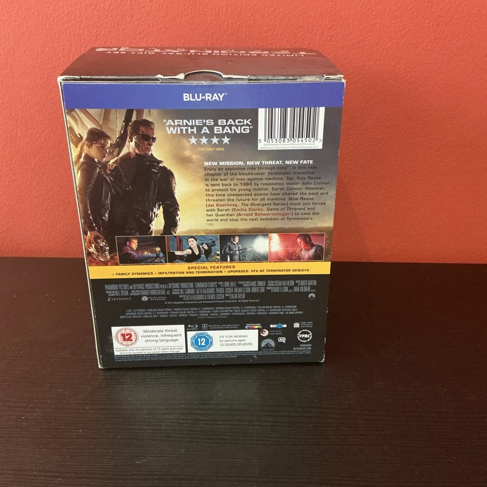 Terminator Genisys Blu Ray Limited Edition Gift Set w/ Endo Skull must see rare! - Image 2 of 4