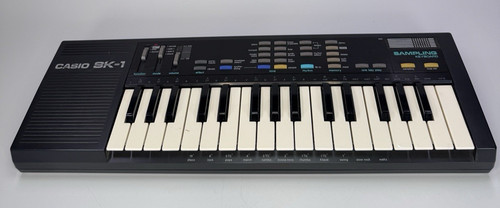 Casio SK-1 Vintage 32-Key Sampling Keyboard Tested Working No Power Cord