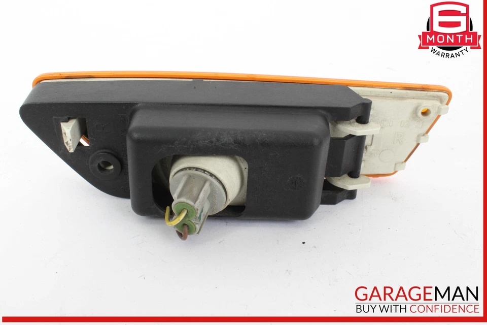 12-18 Mercedes W218 CLS550 Front Right Passenger Side Turn Signal Lamp OEM - Image 4 of 4
