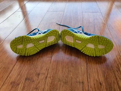 little athletics shoes