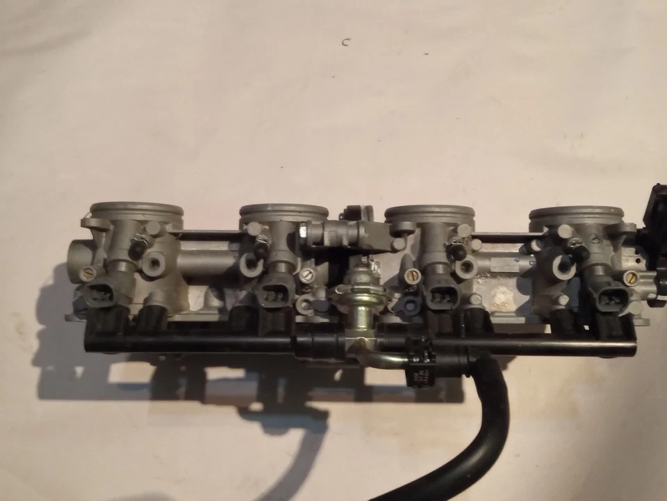 Yamaha FZ-10 MT-10 MT10 2017 16-24 OEM CARROCERÍAS DEL ACELERADOR CARROCERÍA INYECTORES DE COMBUSTIBLE CARBONO Foto 4 de 4