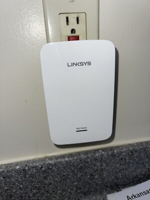 Linksys MAX-STREAM WiFi Range Extender RE7000 AC1900 2,500 Sq. ft Coverage