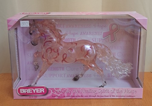 Breyer Horse #1350 Cinta Rosa Celebrate Healing Spirit Cáncer de Mama Nuevo en Caja 2010 - Imagen 2 de 8