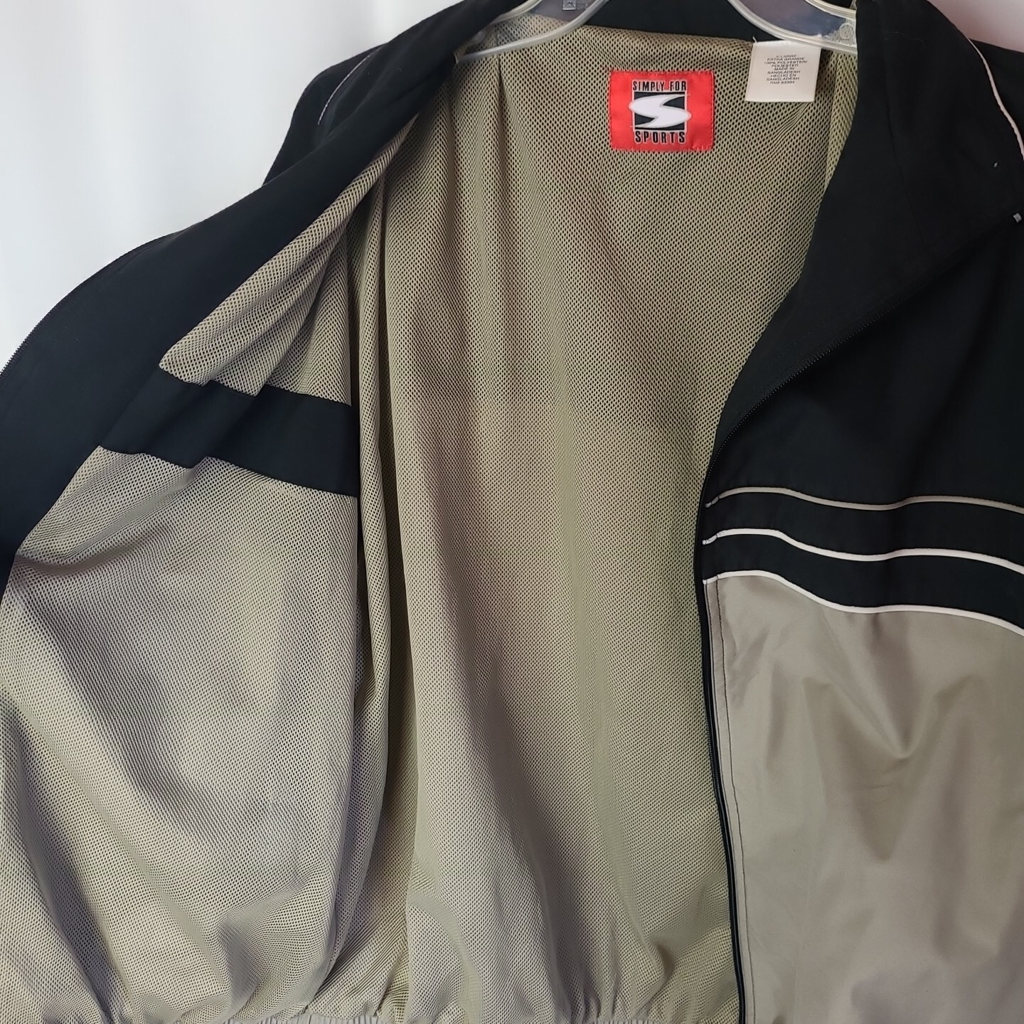 XL SIMPLY FOR SPORTS Lightweight, Full Zip Jacket… Gem