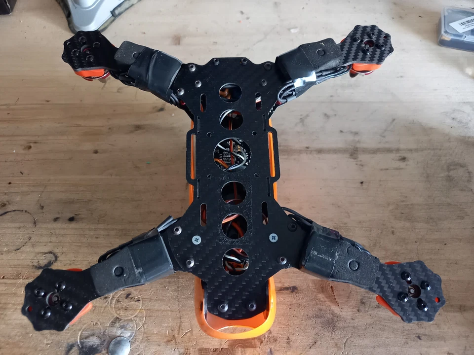 Robocat Carbon 270 Quadcoper FPV Racing MINI Drone 3-4S LiPo + viele Upgrades - Bild 3 von 4
