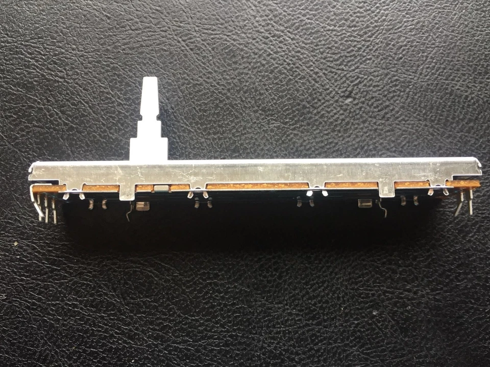 Pioneer DCV1006 Crossfader *GENUINE* DJM 300 400 500 600 700 750 800 850 - Image 3 of 4