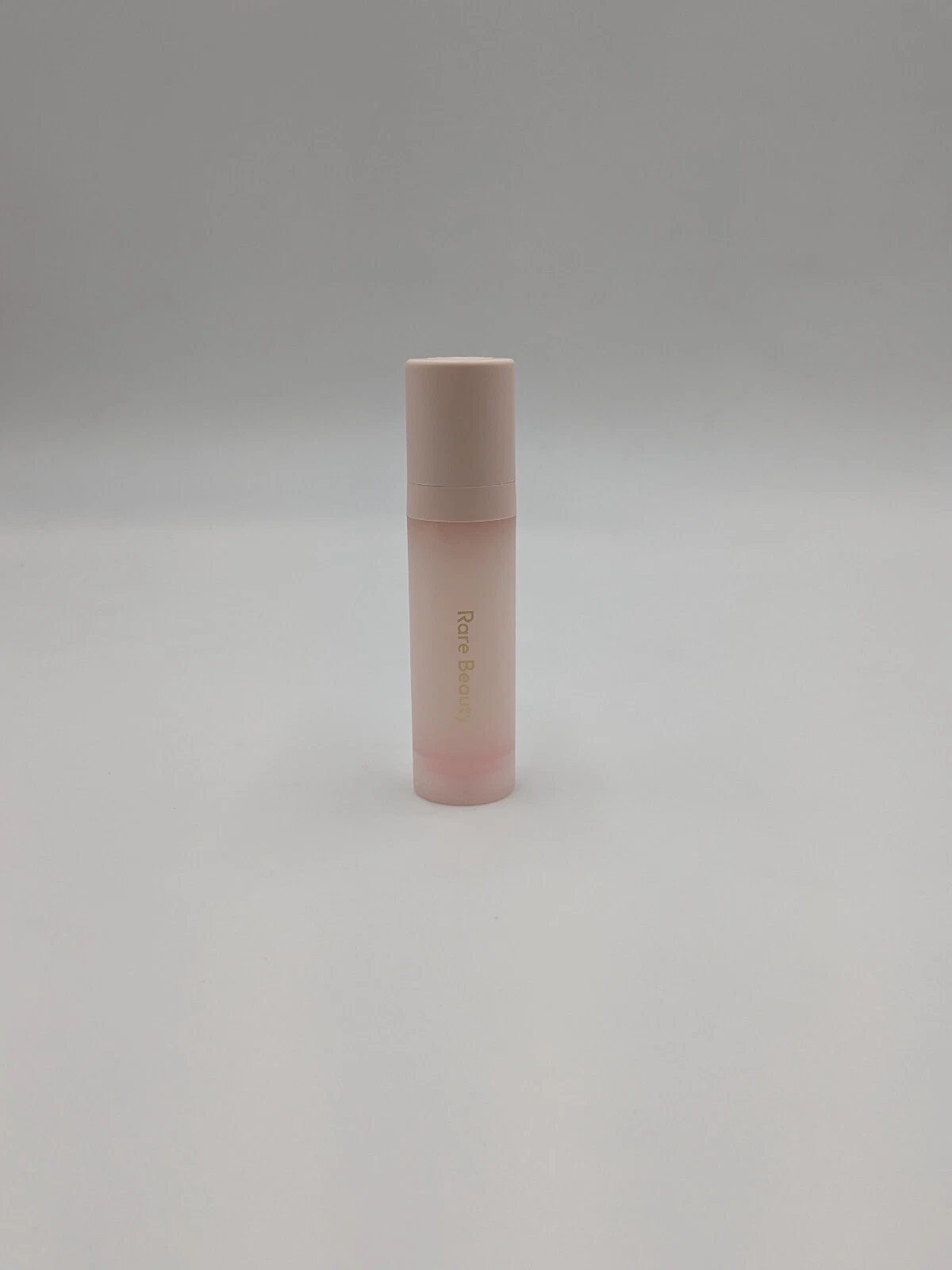 Rare Beauty Illuminating Primer - Thumbnail 5