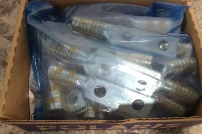 Polaris L250N 25 Pk Two-Hole Lug Compression Connector (BW)