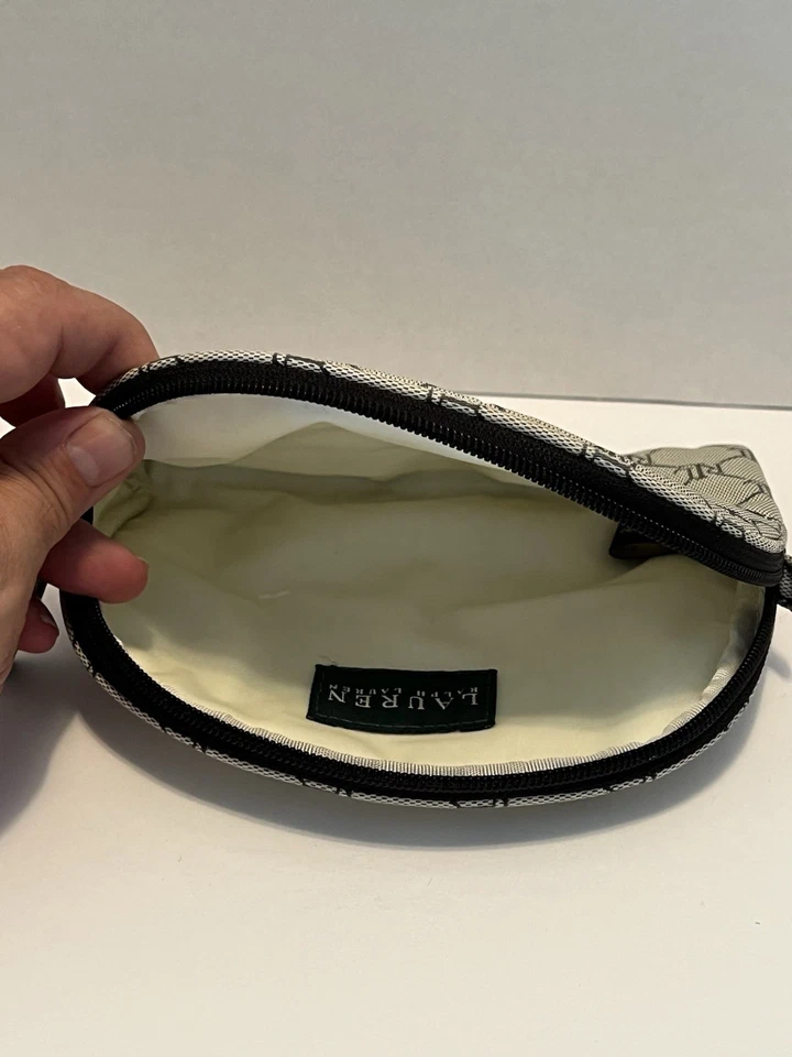 Bolso de Cosméticos de Viaje Ralph Lauren RLL Signature Multi Logo Cremallera Foto 4 de 4
