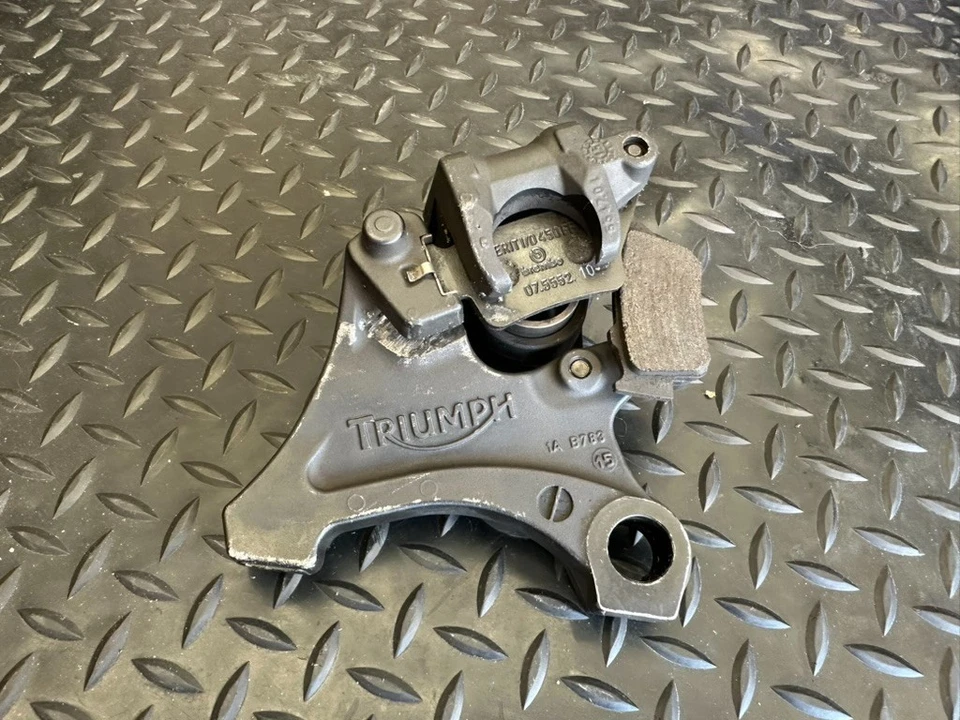 Pinza de freno trasera Triumph Street Triple 675 R 2015 2013-2016 OEM Foto 4 de 4