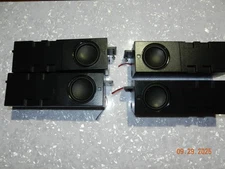 Crosley  Portable Turntable suitcase record player 2 sets of speakers