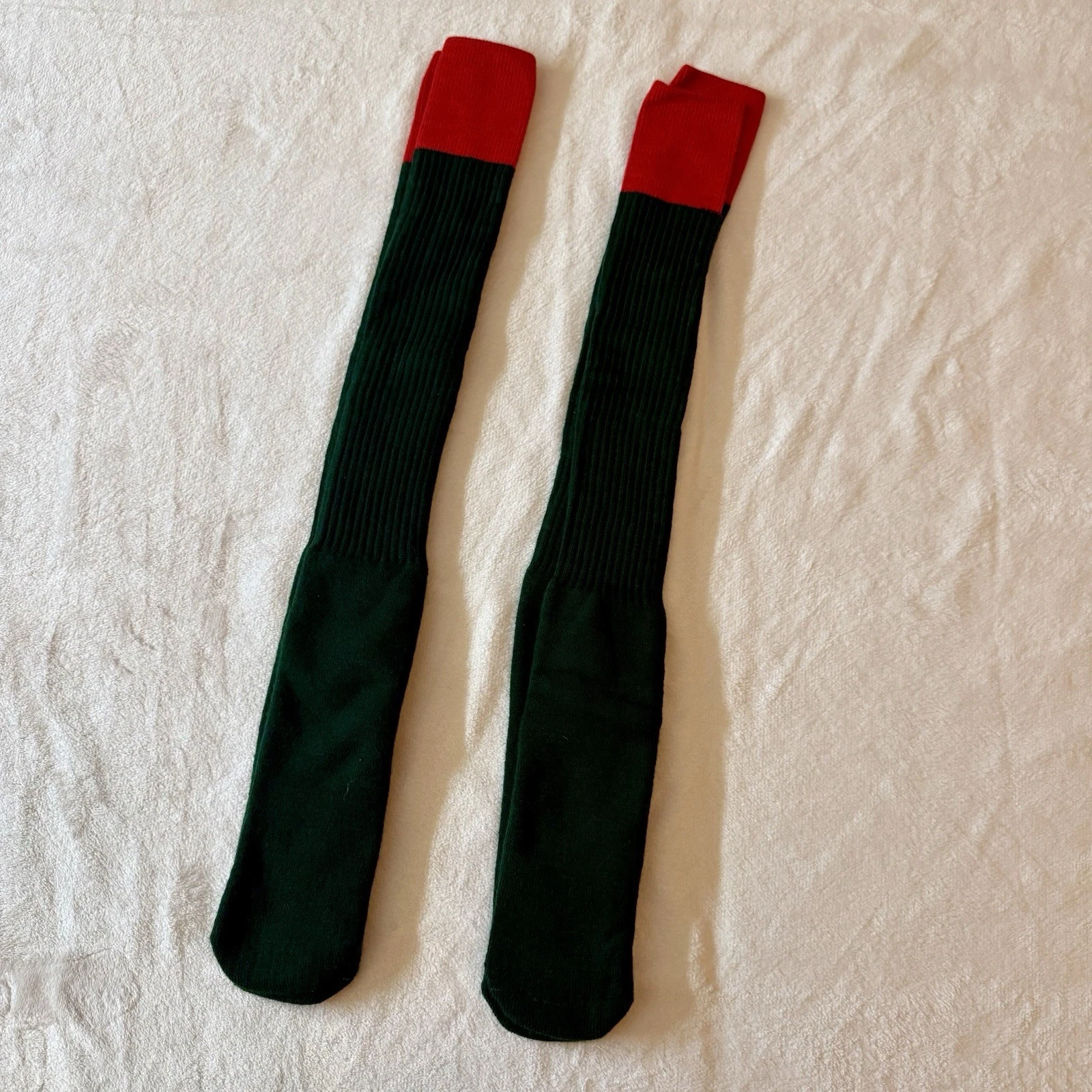 VTG NWOT 2 Pair Over The Calf Outdoor Boot Socks Sz 10-15 Green W Red Top Hiking