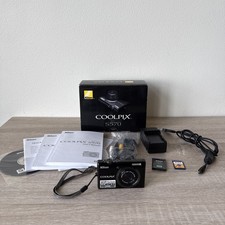 Nikon COOLPIX S570 12MP Digital Camera Black Charger  Memory Card  Battery