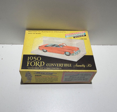 Renwal #148 1:48 Scale 1950 Ford Convertible Plastic Kit Unbuilt Open Box