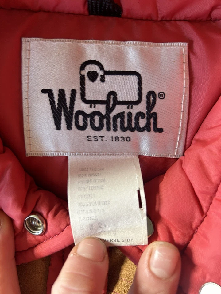 Vintage Woolrich Western Down Vest with Suede Yoke Down Vest Salmon Pink Nylon - Image 3 of 4