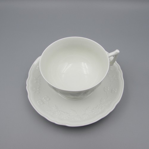 Ceralene Raynaud Limoges HAWTHORN - WHITE 5pc Place Setting - Picture 3 of 9
