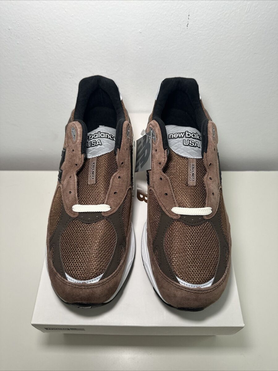 Size 9.5 - New Balance JJJJound x 990v3 Made in USA Montréal Size 9.5 - New Balance JJJJound x 990v3 Made in USA Montréal