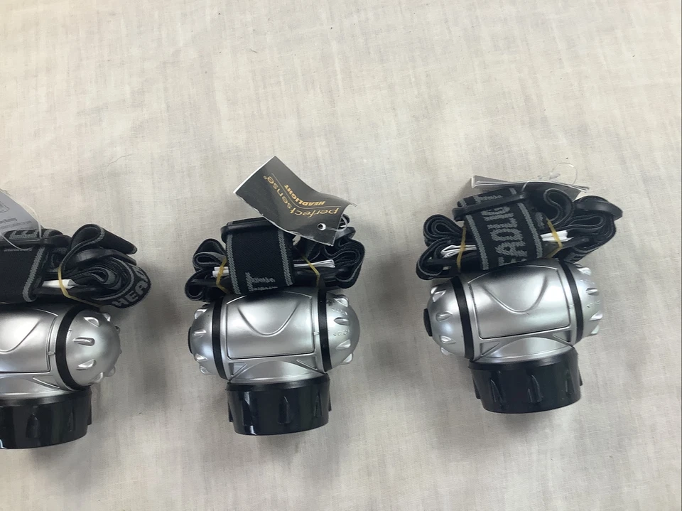 LOTE DE 3 FAROS LED CORE 3 Pilas Triple A Nuevos. Ilumina la noche. Foto 2 de 4