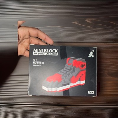 DR. STAR Mini Block Air Super Sneaker Black/Red 501 PCS