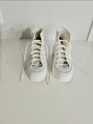 Converse Women's 7.5 Chuck Taylor All Star High Lugged 'White' lace-up sneakers