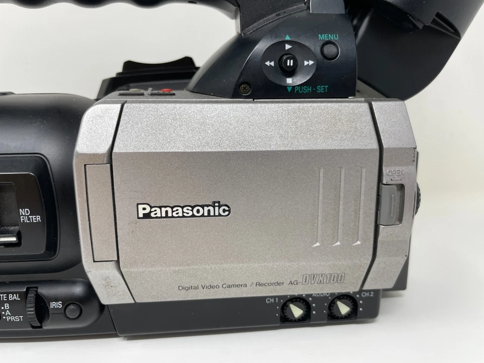 Panasonic AG-DVX100 3CCD MiniDV Camcorder – Untested No Charger w/ Hard Case - Image 4 of 4