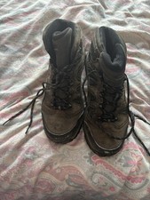 hi tech walking boots