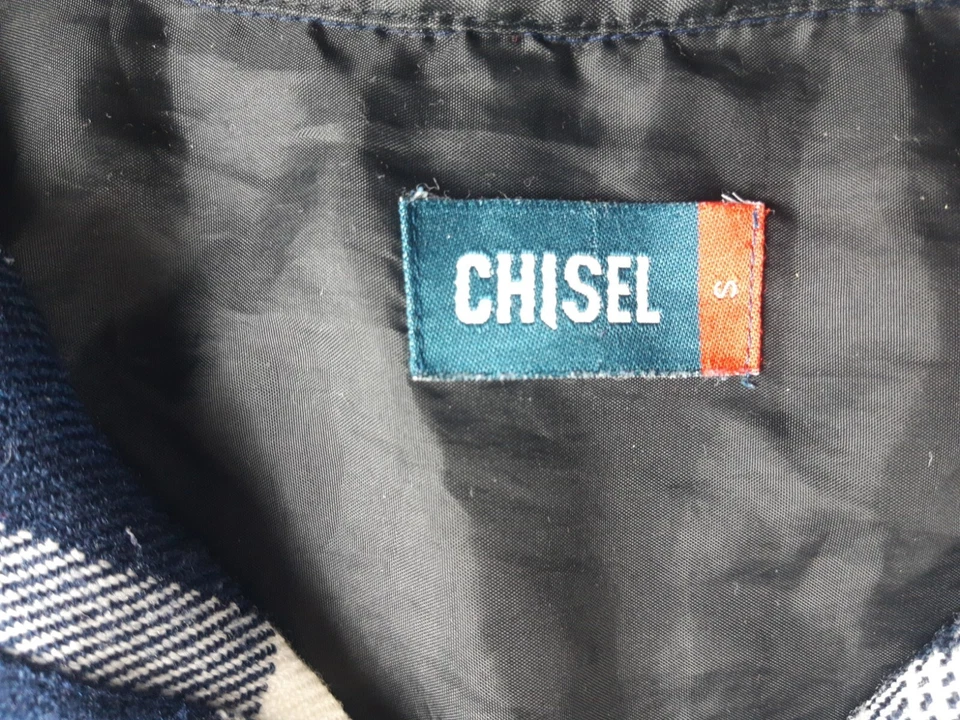 chisel black and white checkered work country shirt Size S C42" L25" - image 4 of 4