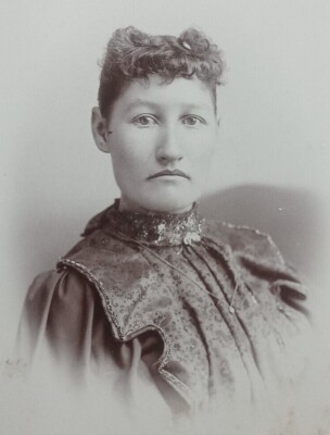 Ethnic Thousand Yard Stare Sad Woman Fashion Antique Studio Cabinet Photo CDV