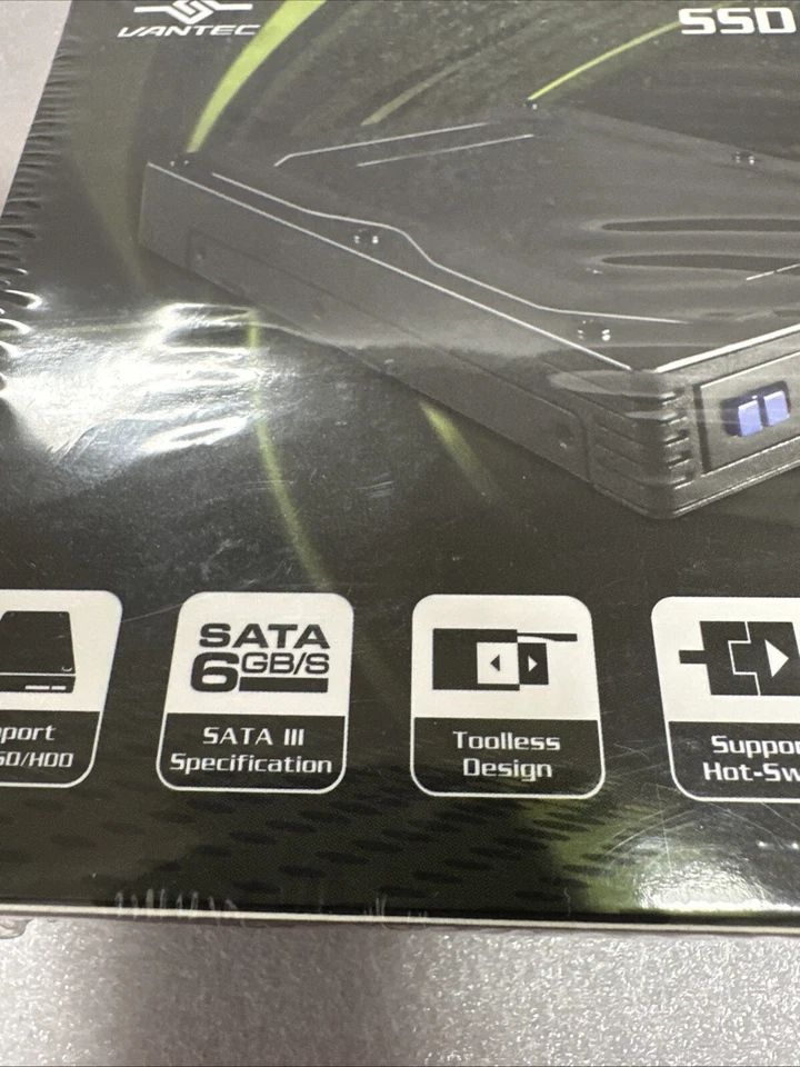 New VanTec NexStar SE 2.5" to 3.5" SATA Hard Drive/SSD Converter w/ USB3.0 - Image 3 of 4