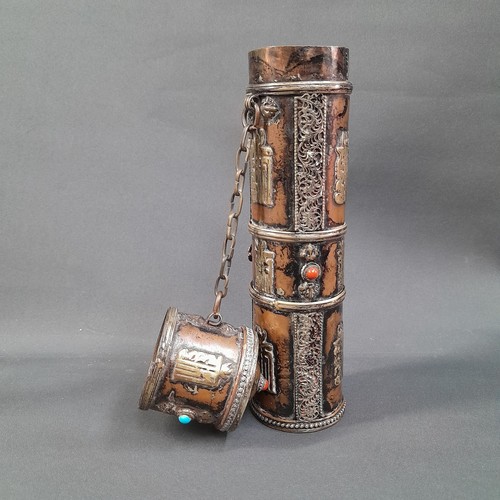 PORTARROLLOS CHINO REALIZADO EN METAL. COBRE Y METAL. FINALES S. XIX. - Imagen 4 de 7