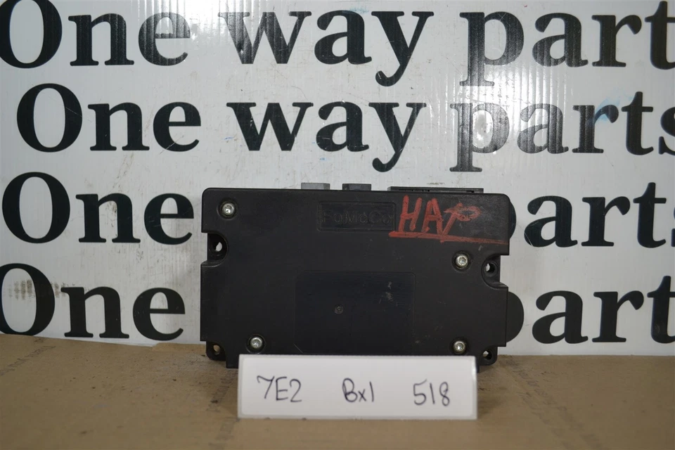 Блок управления голосовой синхронизацией EE8T14D212AC Ford FIESTA 2013-14 OEM 7E2 518 B1 - Изображение 3 из 4