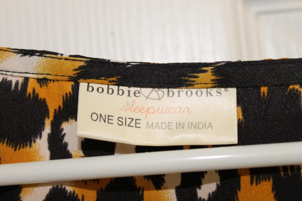 Bobbie Brooks Kimono Kaftan Túnica Cobertura Roupa de Dormir Tamanho Único Estampa Animal - Imagem 2 de 4